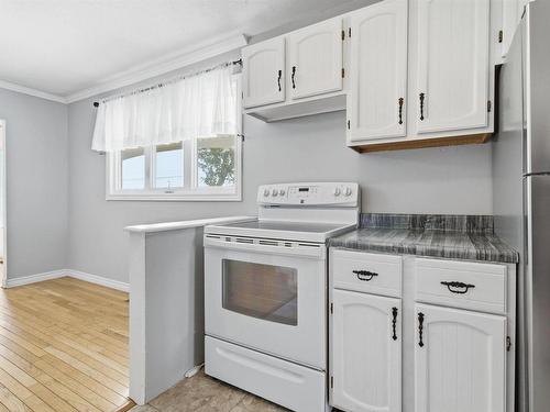 33 Inverary Drive, Dartmouth, NS - Indoor Photo Showing Kitchen
