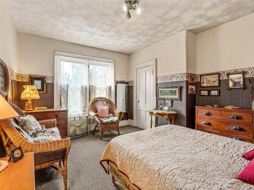 6079 Compton Avenue, Halifax, NS - Indoor Photo Showing Bedroom
