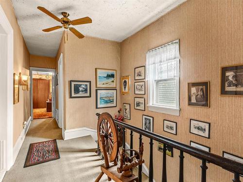6079 Compton Avenue, Halifax, NS - Indoor Photo Showing Other Room