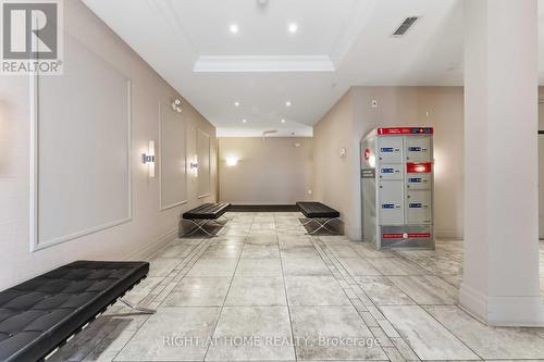 405 - 200 WINTERFELL PRIVATE , Ottawa, Ontario K1G 4J1 3
