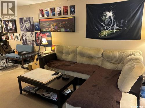 44B Nollet Avenue, Regina, SK - Indoor Photo Showing Living Room