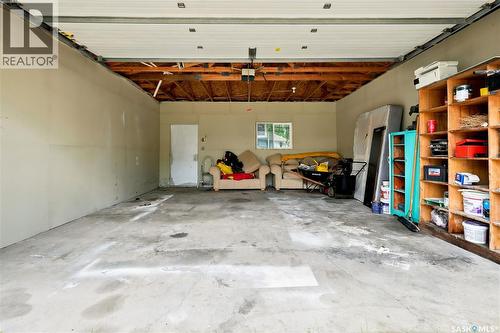 2819 Montreal Crescent, Regina, SK - Indoor Photo Showing Garage