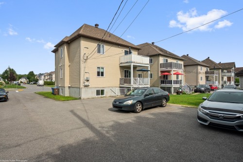 Parking - 1426 Boul. Le Bourg-Neuf, Repentigny (Repentigny), QC - Outdoor