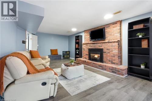 49 Markson Crescent, Hamilton, ON - Indoor Photo Showing Living Room With Fireplace