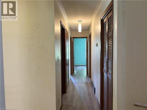 90 Queensway E, Simcoe, ON - Indoor Photo Showing Other Room