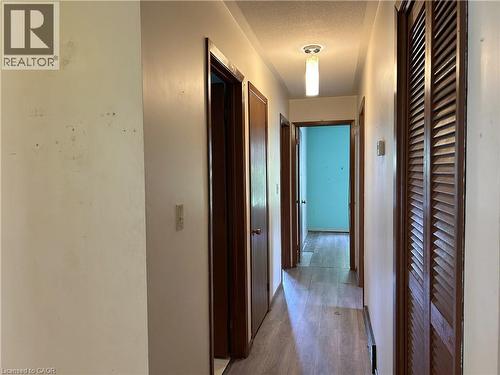 90 Queensway E, Simcoe, ON - Indoor Photo Showing Other Room
