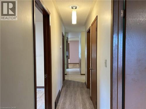 90 Queensway E, Simcoe, ON - Indoor Photo Showing Other Room