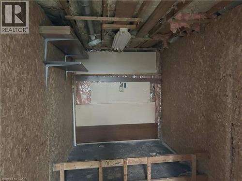 90 Queensway E, Simcoe, ON - Indoor