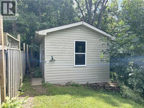 90 Queensway E, Simcoe, ON - Outdoor