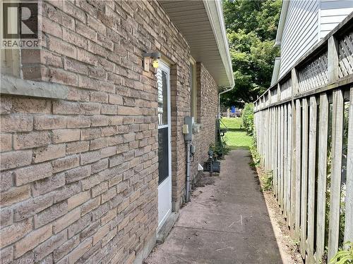 90 Queensway E, Simcoe, ON - Outdoor