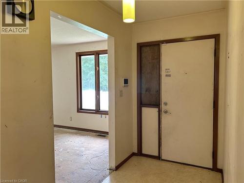 Entrance - 90 Queensway E, Simcoe, ON - Indoor Photo Showing Other Room