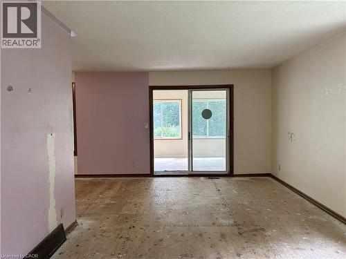 90 Queensway E, Simcoe, ON - Indoor Photo Showing Other Room