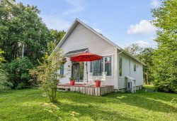 1720 Ch. Jacques-Cartier N. Stoneham-Et-Tewkesbury, QC G3C 1X8