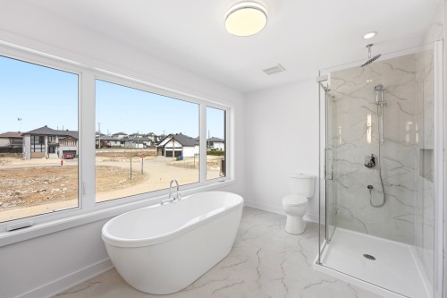Salle de bains - Rue Des Cèdres, L'Assomption, QC - Indoor Photo Showing Bathroom