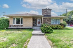 250 Rue Montcalm Saint-Jean-Sur-Richelieu, QC J3B 3N8