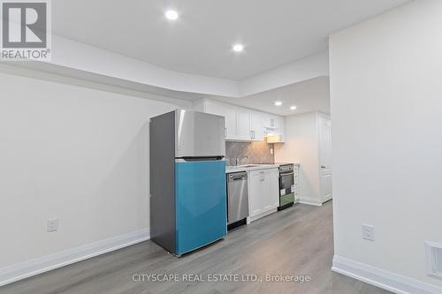 LOWER - 163 RANKIN CRESCENT , Toronto, Ontario M6P 4H9 2