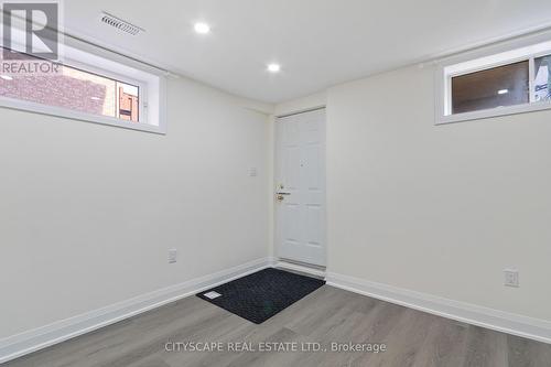 LOWER - 163 RANKIN CRESCENT , Toronto, Ontario M6P 4H9 3