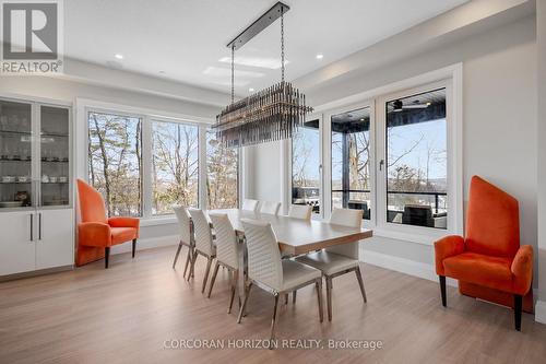 111 Grand Ridge Drive, Cambridge, ON - Indoor Photo Showing Dining Room