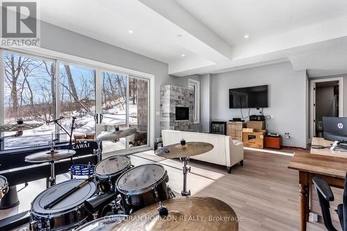 111 Grand Ridge Drive, Cambridge, ON - Indoor With Fireplace