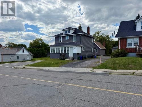 231 Whittaker & 408 Isabel  Sudbury, ON P3C 1J7