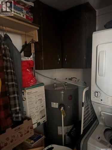 332 Mariner Avenue, Aquadeo, SK - Indoor Photo Showing Laundry Room