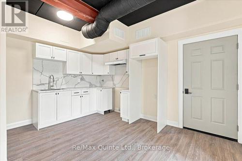 B - 445 CENTRE STREET N , Greater Napanee (Greater Napanee), Ontario K7R 3S4 4
