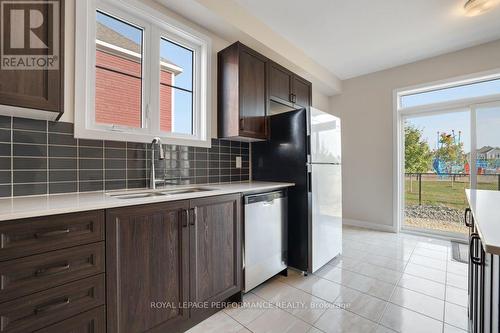 119 Hackamore Crescent, Ottawa, ON - Indoor Photo Showing Kitchen