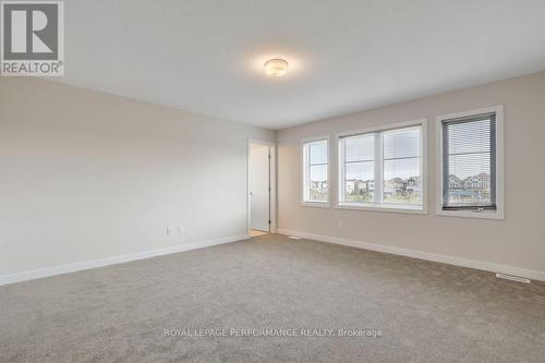119 Hackamore Crescent, Ottawa, ON - Indoor Photo Showing Other Room