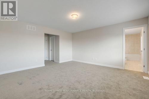119 Hackamore Crescent, Ottawa, ON - Indoor Photo Showing Other Room