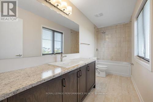 119 Hackamore Crescent, Ottawa, ON - Indoor Photo Showing Bathroom
