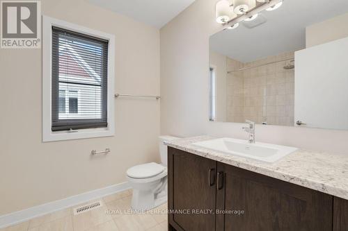 119 Hackamore Crescent, Ottawa, ON - Indoor Photo Showing Bathroom