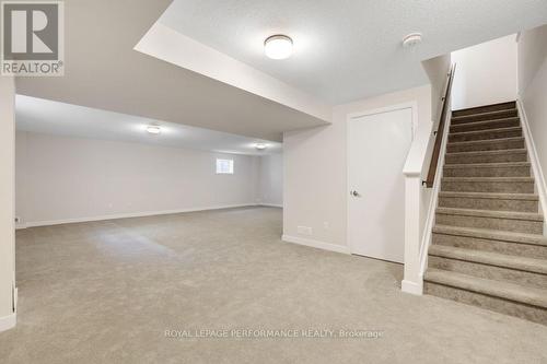 119 Hackamore Crescent, Ottawa, ON - Indoor