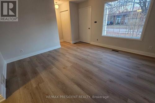 564 Brookhaven Crescent, Waterloo, ON - Indoor Photo Showing Other Room