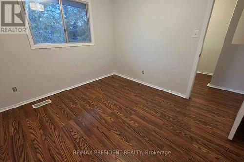 564 Brookhaven Crescent, Waterloo, ON - Indoor Photo Showing Other Room