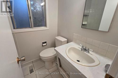 564 Brookhaven Crescent, Waterloo, ON - Indoor Photo Showing Bathroom
