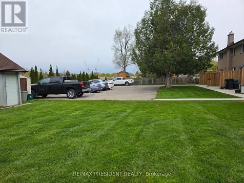 564 Brookhaven Crescent, Waterloo, ON - Outdoor