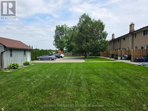 564 Brookhaven Crescent, Waterloo, ON - Outdoor