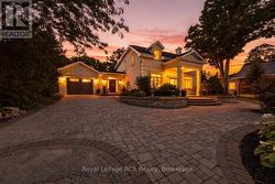 575 QUEEN STREET  Kincardine, ON N2Z 2J1