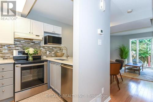 158 Forward Avenue, Ottawa, ON - Indoor Photo Showing Kitchen
