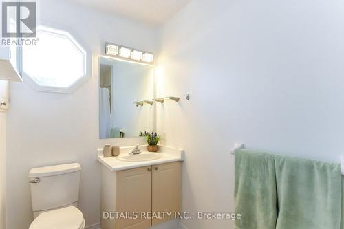 158 Forward Avenue, Ottawa, ON - Indoor Photo Showing Bathroom