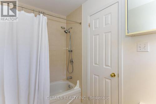 158 Forward Avenue, Ottawa, ON - Indoor Photo Showing Bathroom