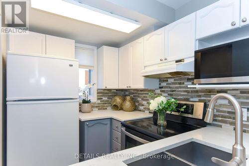 158 Forward Avenue, Ottawa, ON - Indoor Photo Showing Kitchen With Double Sink