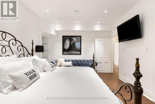 39 Yates Street, St. Catharines (Downtown), ON - Indoor Photo Showing Bedroom