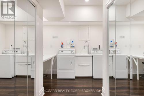 Bright laundry room with sink - 39 Yates Street, St. Catharines (Downtown), ON - Indoor Photo Showing Laundry Room