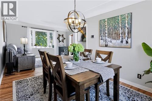164 Charlotte Street, Hamilton, ON - Indoor Photo Showing Dining Room