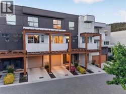 720 Valley Road Unit# 28 Kelowna, BC V1V 2E6