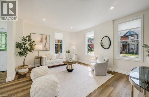 185 Strange Street, Kitchener, ON - Indoor Photo Showing Living Room