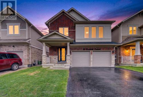121 BLACKWELL CRESCENT  Oshawa, ON L1L 0C1