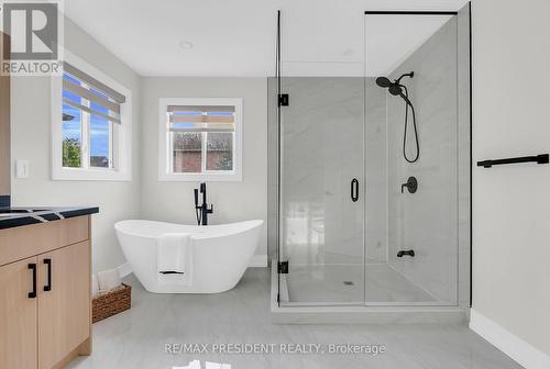 Primary 5pc Ensuite - 2362 Bankside Drive, Mississauga, ON - Indoor Photo Showing Bathroom