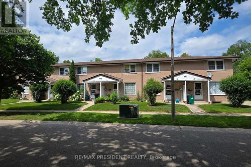 564 Brookhaven Crescent, Waterloo, ON - Outdoor With Facade